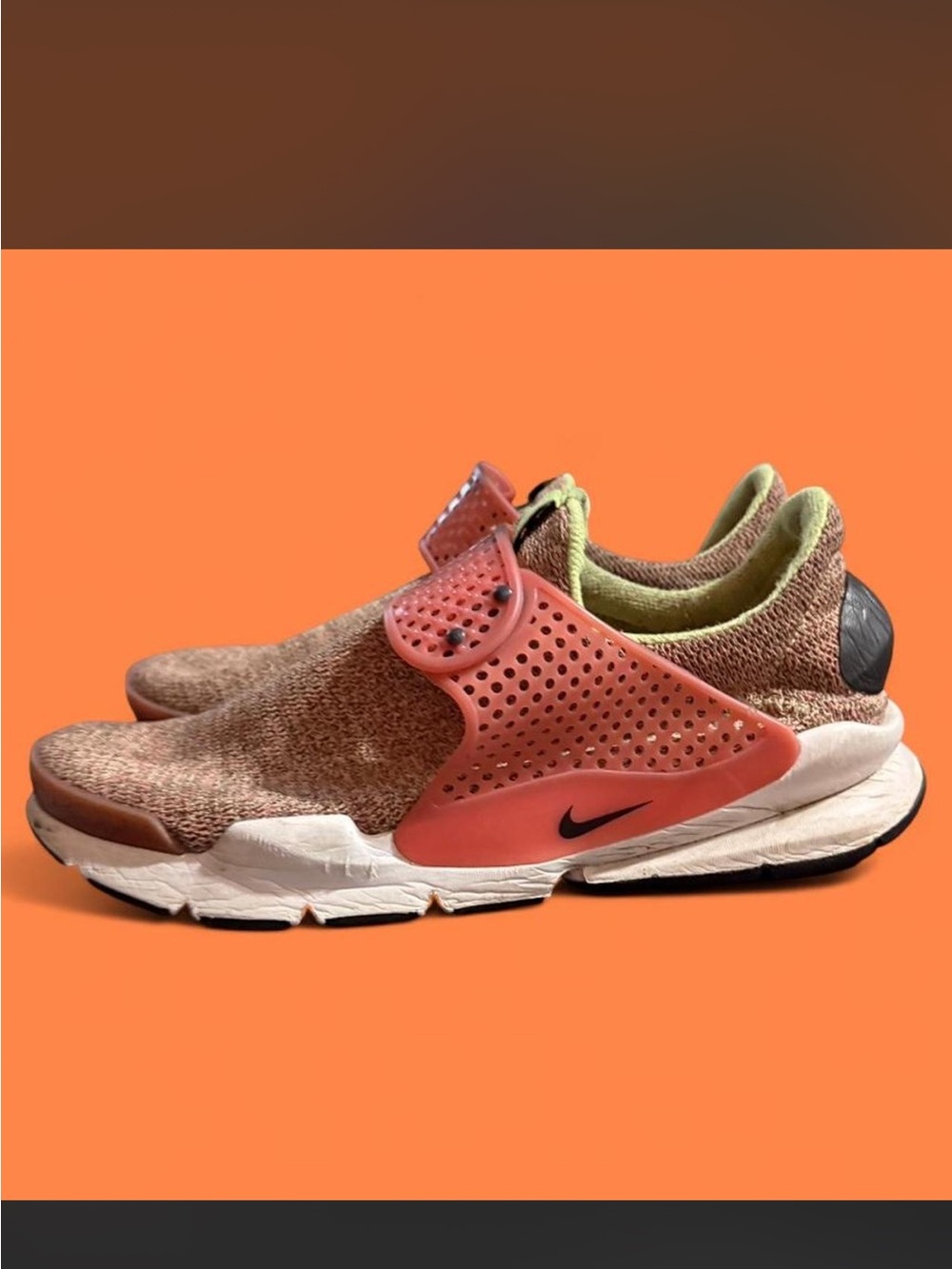 Nike Men’s Coral Slip-On Running Sneakers